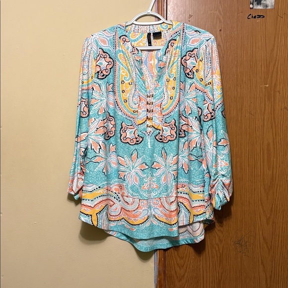 new directions Tops - New Direcctions Colorful Paisley Women's Top
